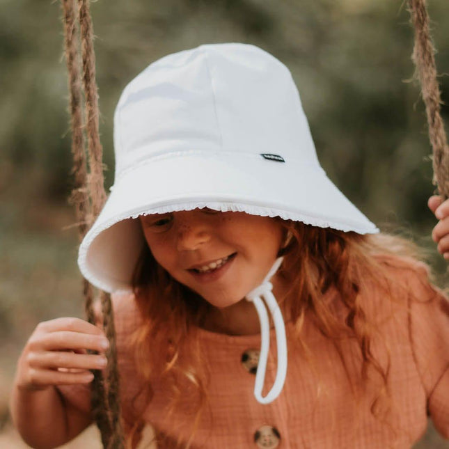 Bedhead Ponytail Bucket Hat - White Ruffle L-1875027433955135492