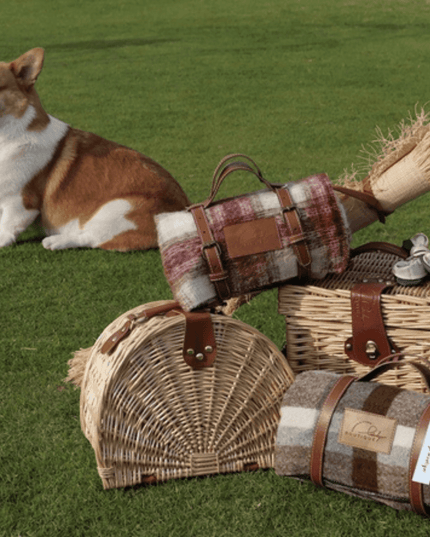 Little Dayz Boutique  Semi Round Picnic Basket-1875027390237904900