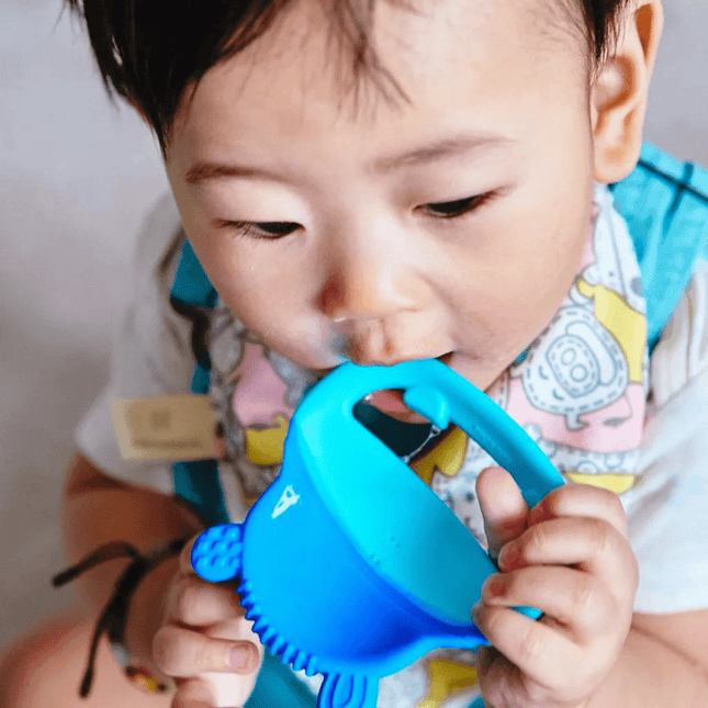 Marcus & Marcus- Sensory Silicone Teether Lola the Giraffe-Yellow-1875027415818964994
