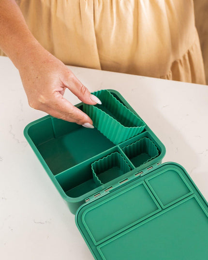 MONTII.CO Little Lunch Box Co | Bento Three - Apple-1875027462384128005