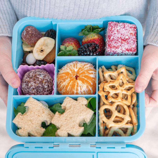 MONTII.CO Lunch Punch Sandwich Cutters | Puzzles-1875027507707777028