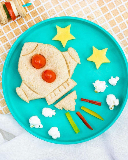 MONTII.CO Lunch Punch Sandwich Cutters | Space-1875027510861893636