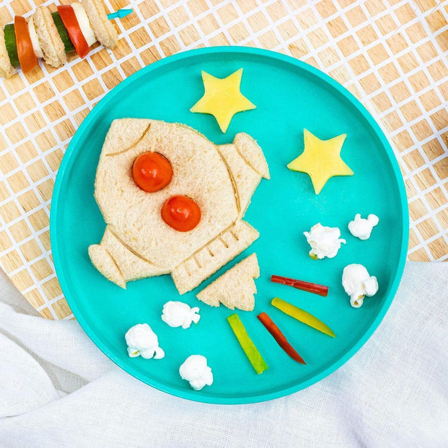 MONTII.CO Lunch Punch Sandwich Cutters | Space-1875027510861893636