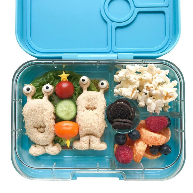 MONTII.CO Lunch Punch Sandwich Cutters | Space-1875027510861893639