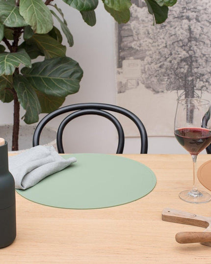 We Might Be Tiny Round Placie? Silicone Placemat Grey-1875027473536782341